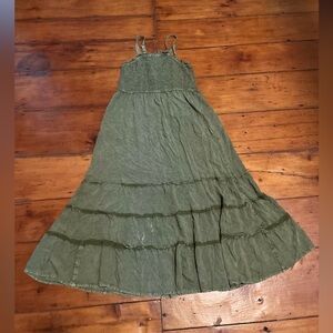 Mlle Gabrielle green tiered ruffle dress with smocked strap top women’s size 1x